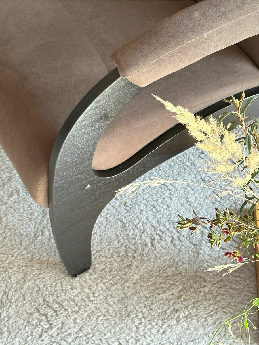 Кресло мягкое взрослое для отдыха в гостиную "Соната" коричневый