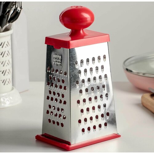 Тёрка 4 грани с крышкой-дозатором и круглой ручкой 11x85x23 см 468₽