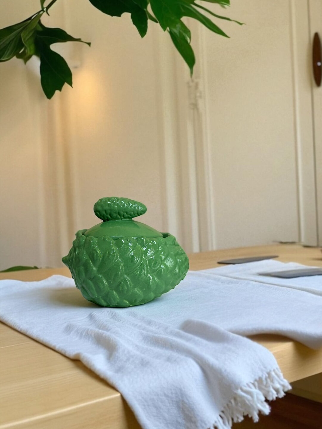 Декоративная шкатулка из гипса Шишка, 8 * 11 * 9 см - Лесной зеленый