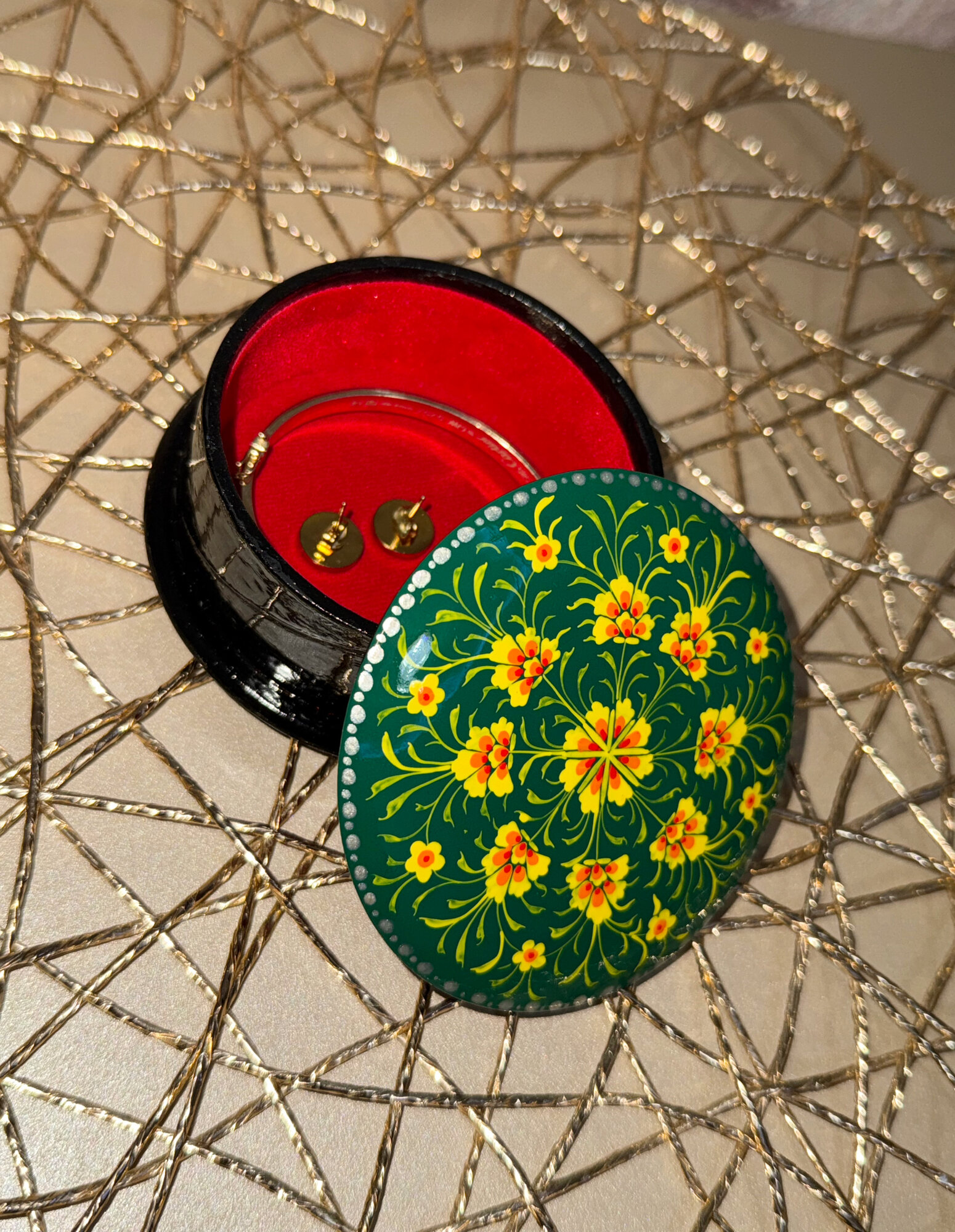 Шкатулка-комод "Цветочным орнаментом", дерево, ручная работа, 9х9х3 см