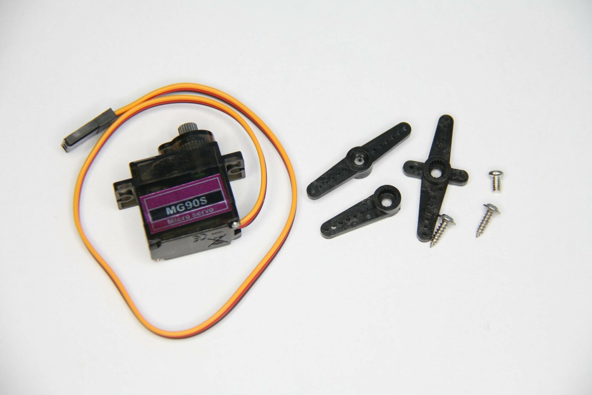 фото Сервопривод MG90S Micro Servo, металлическая шестерня