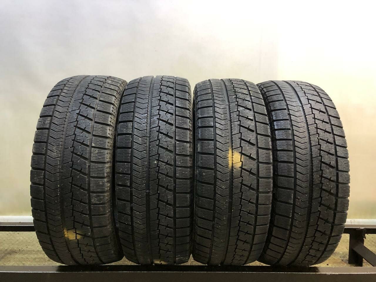 Bridgestone Blizzak VRX 205/55 R16 БУ Шины Зимние