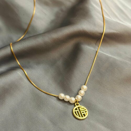 Колье, белый