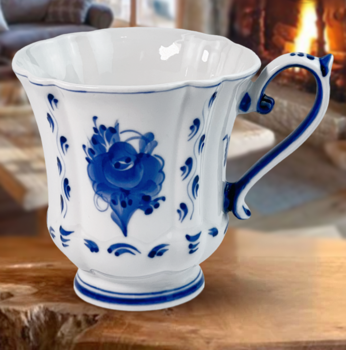 фото Кружка, бокал, 400мл. Объединение Гжель. Рисунок "Весна". Автор Голубенков Н. А. Фарфор.