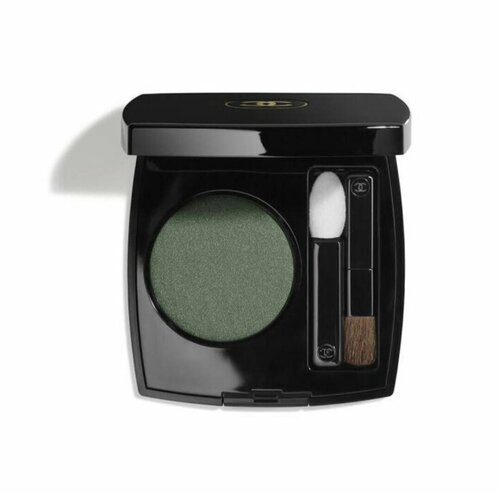 Стойкие пудровые тени для век CHANEL OMBRE PREMIÈRE, 18 Verde (2,2 g)