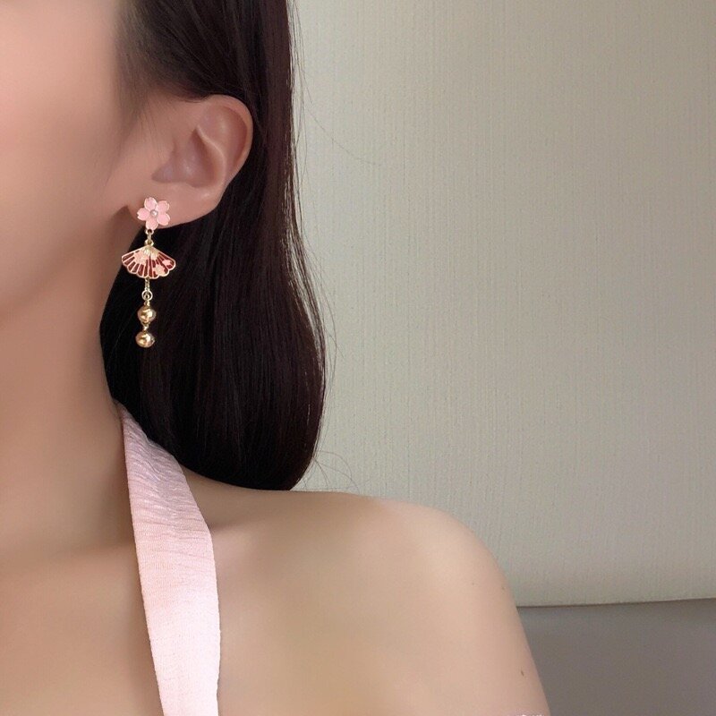 Серьги с подвесками, размер 60 мм, white — фото 1