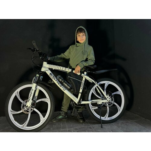 Велосипед Richiesto 24 колёса Горный Взрослый Подростковый детский Спортивный На литых дисках белый с черным модель 2024 26500₽