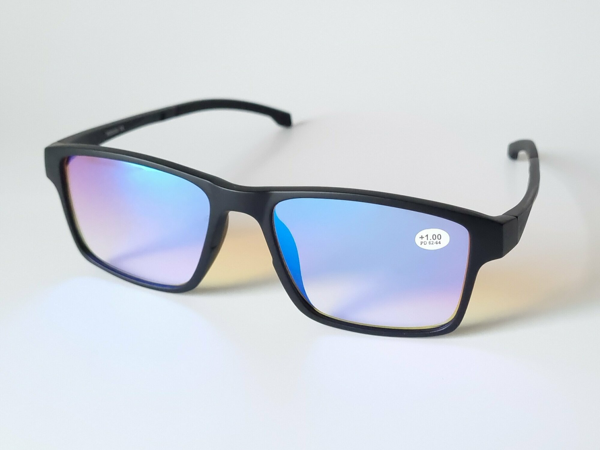 Готовые солнцезащитные очки Focus с зеркальным покрытием 2038 c126-6