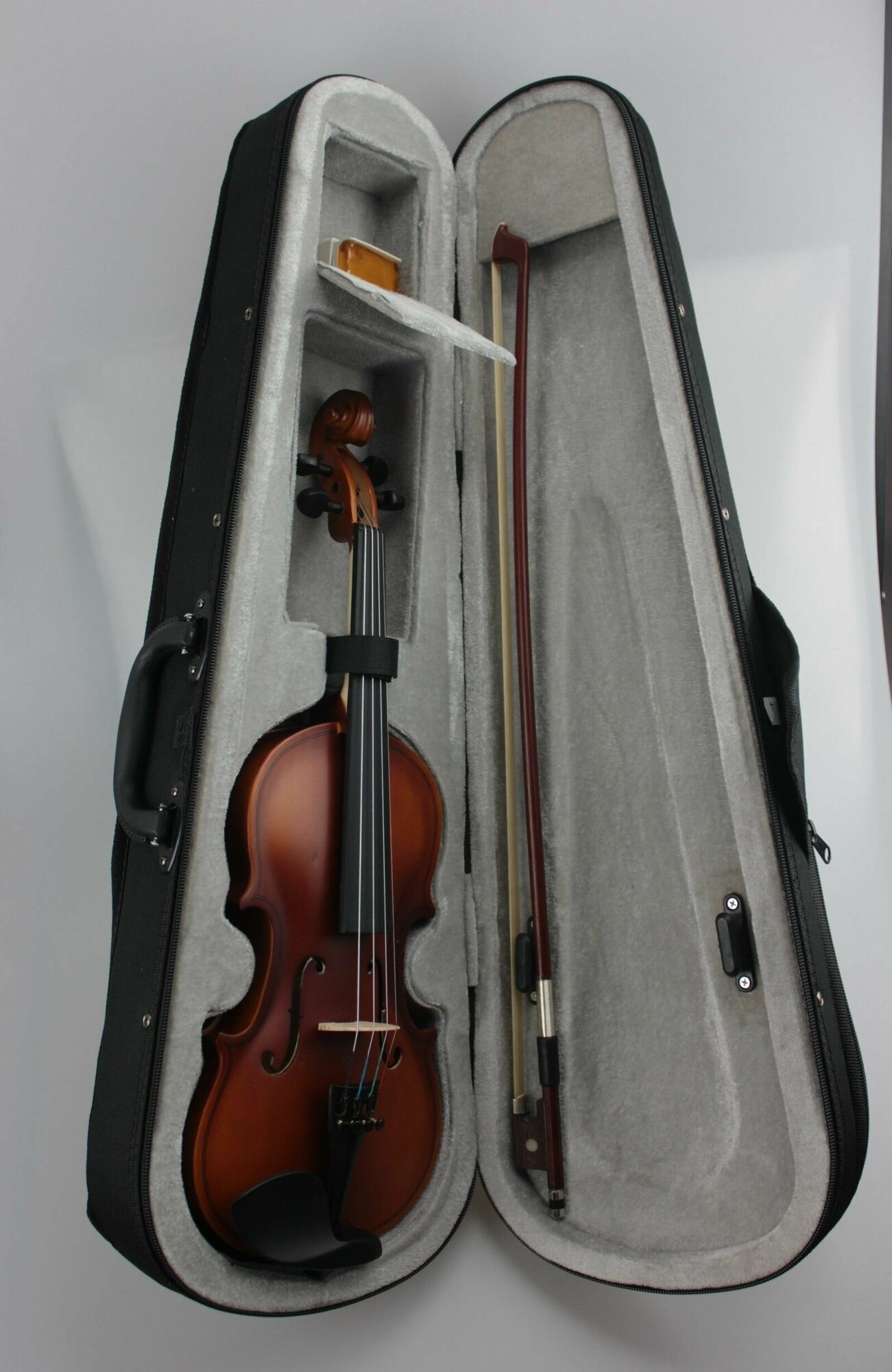 Скрипка 1/4 BRAHNER BV-300 комплект