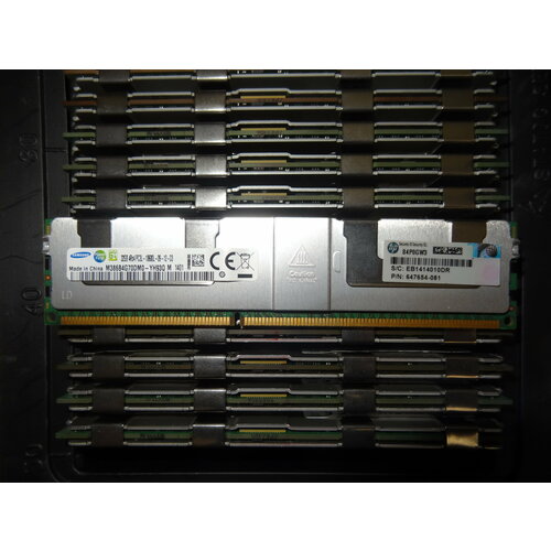 Серверная память DDR3 32GB 1333Mhz ECC REG 4Rx4 PC3L-10600L 135v M386B4G70DM0-YH93Q 1x32 ГБ 450000₽