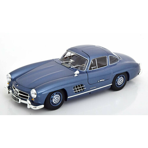Mercedes 300 sl W198 gullwing 1955 light blue-metallic