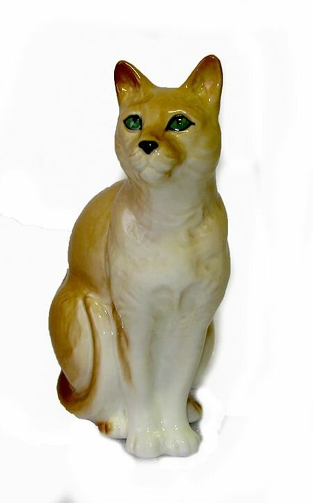 фото Фарфоровая статуэтка Кошка короткошерстная (окрас серый)