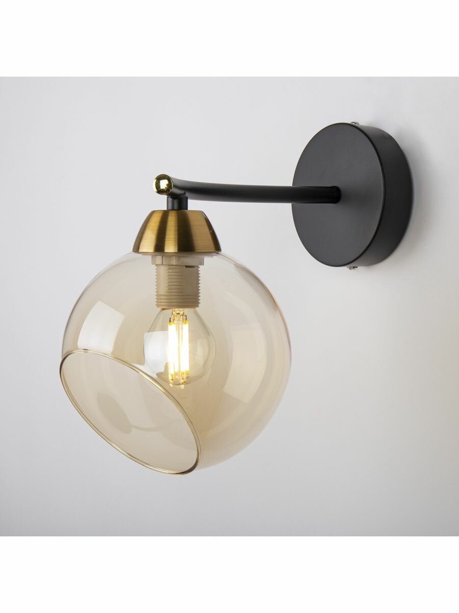 фото Бра HIPER Indira H182-1, E14