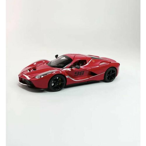 Машинка игрушка металлическая Ferrari Laferrari 1:24