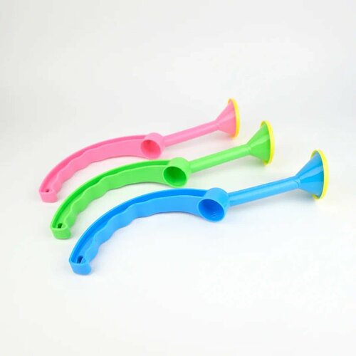 Насадка лейка на бутылку с рассеивателем полукруглая ручка и желтая насадка 1 штука цвет микс 339₽