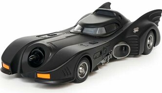 Коллекционная детализированная модель "Бэтмобиль/Batmobile. Версия автомобиля 1989 года. (Серия фильмов "Бэтмен" Тима Бертона) Масштаб 1:24