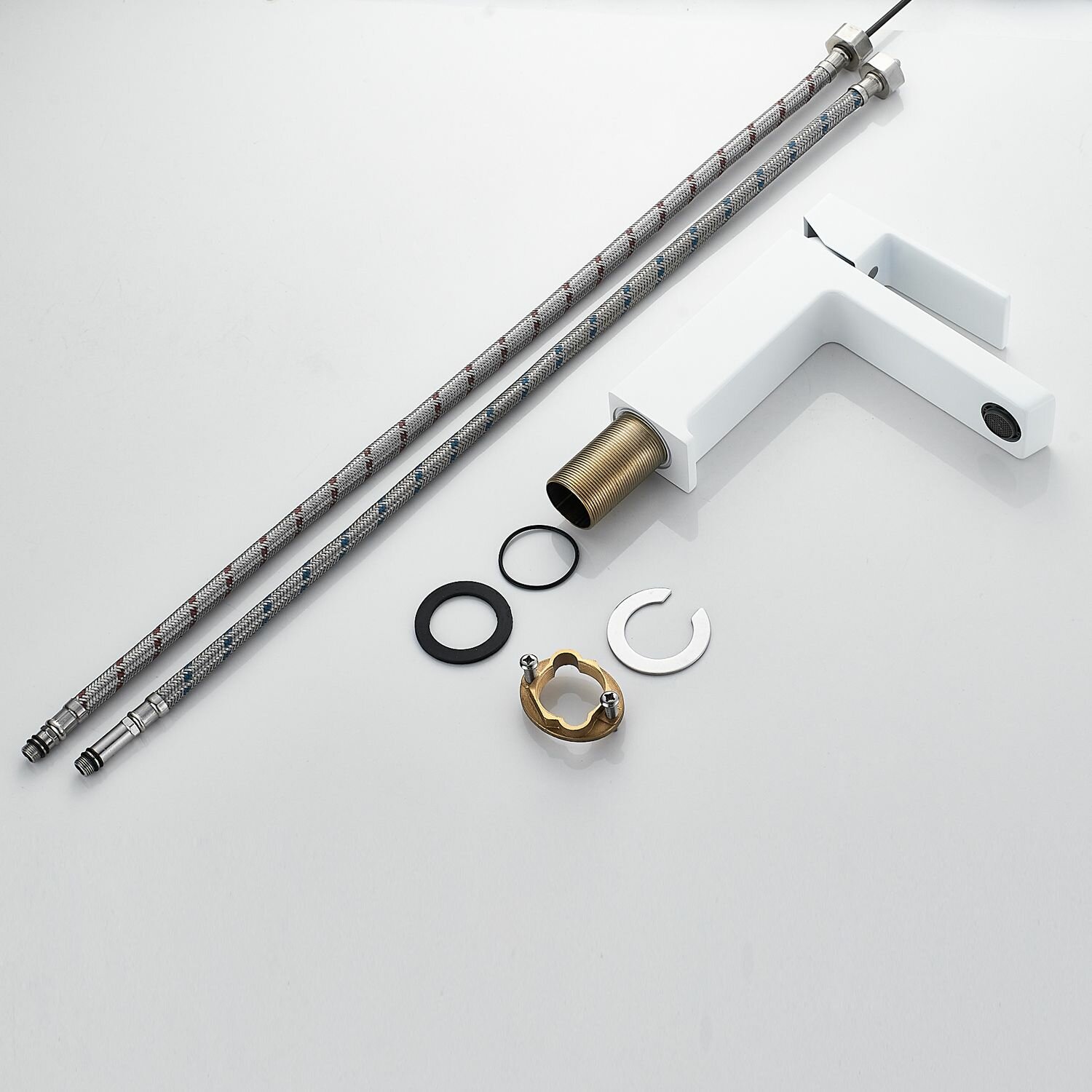 Смеситель для раковины R1801C-1 Rose, белый, хромированная латунь, 1/2", аэратор Neoperl — фото 1