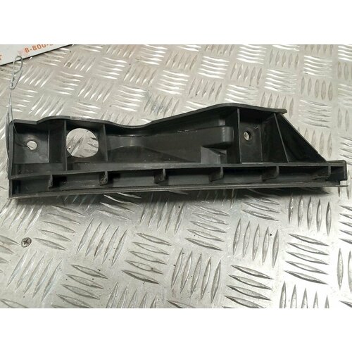 Кронштейн крепление переднего бампера левый Volkswagen Touran 1 1T0807889B арт566483 2882₽