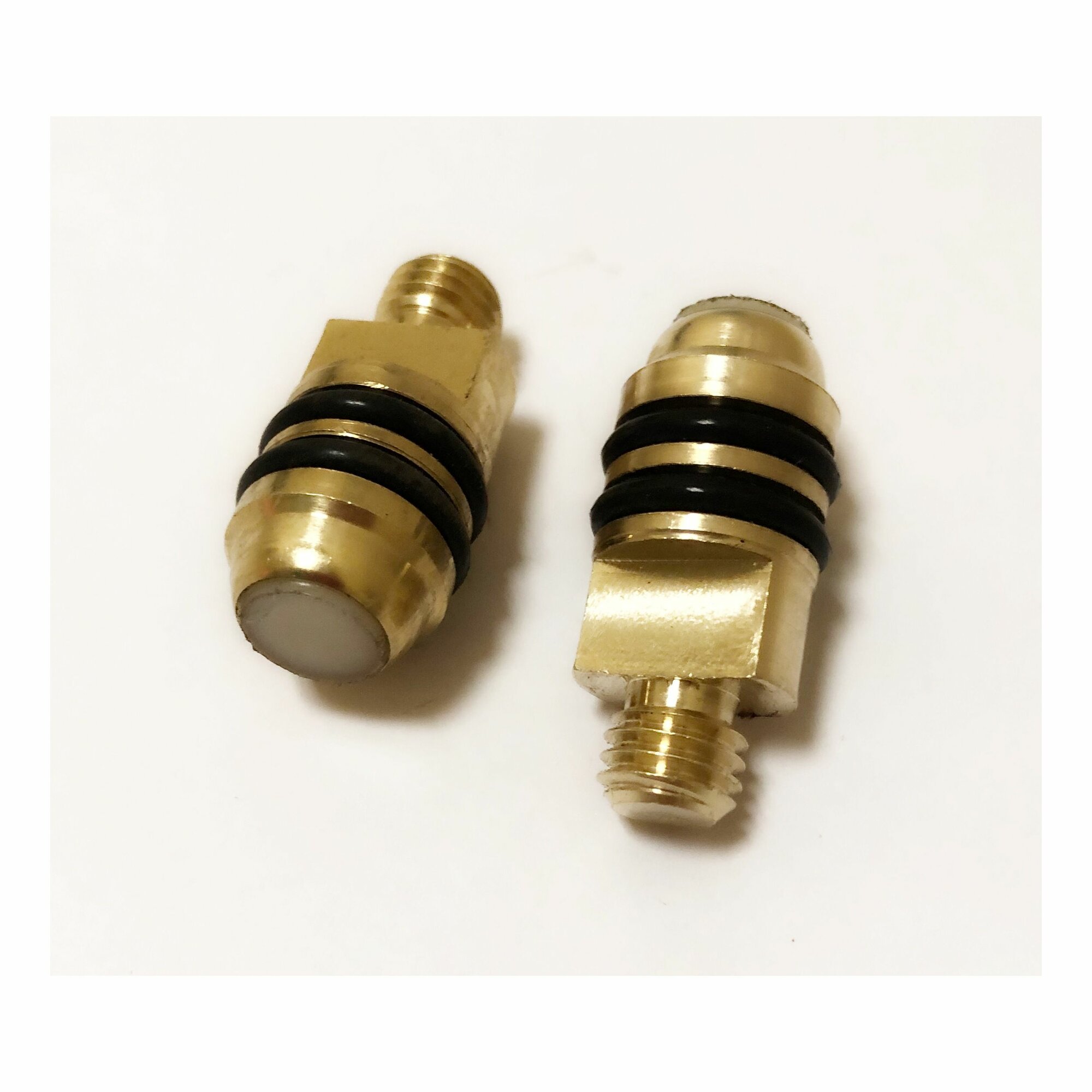 Шток баллонного вентиля ВБ-2 латунь 2 штуки — фото 1