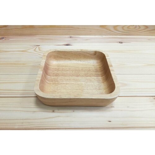 Тарелка глубокая квадратная из гевеи большая 18х18х5 1240₽