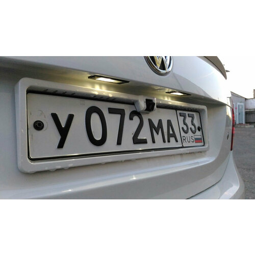 Камера заднего хода вида цветная с разметкой в рамке под гос номер 139900₽