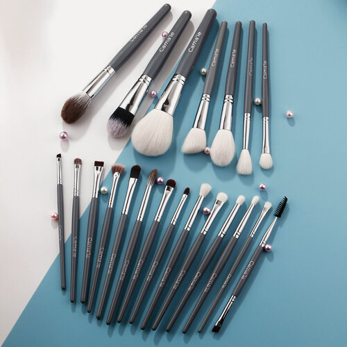 Изображение товара Набор профессиональных кистей для макияжа от бренда Cama'Le