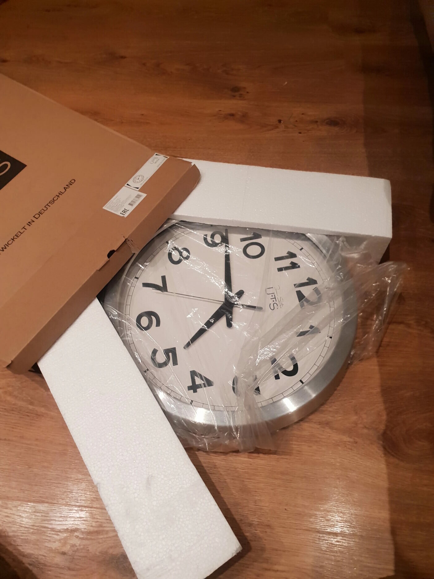 Настенные часы Tomas Stern 9059