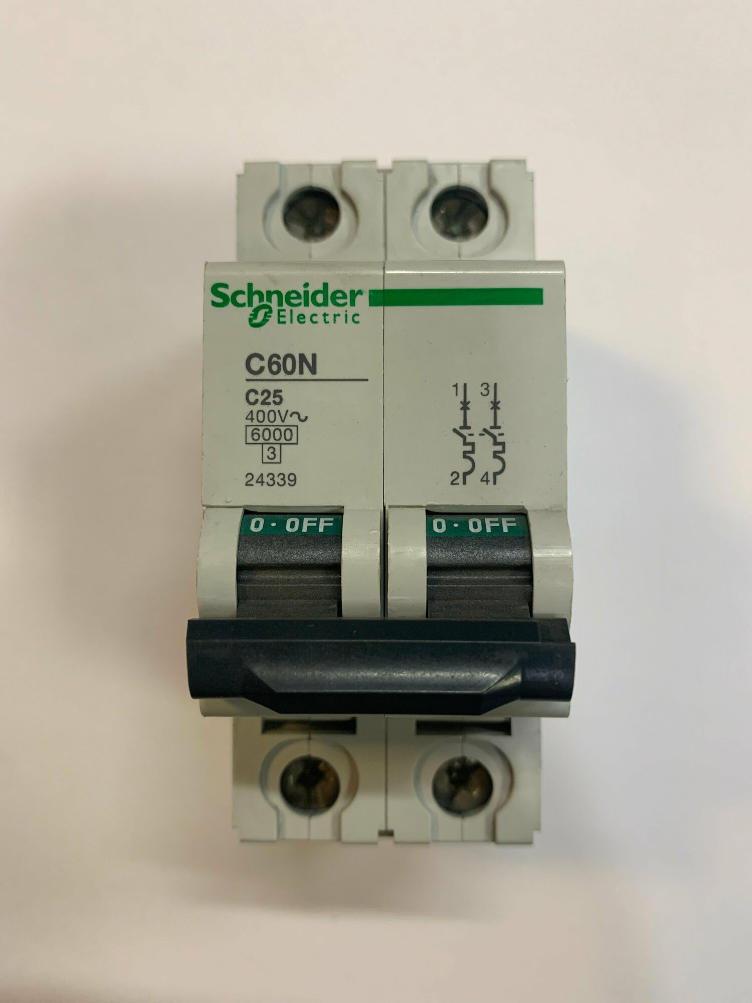 фото Автоматический выключатель Schneider Electric 24339 2P 25A 400V кривая C