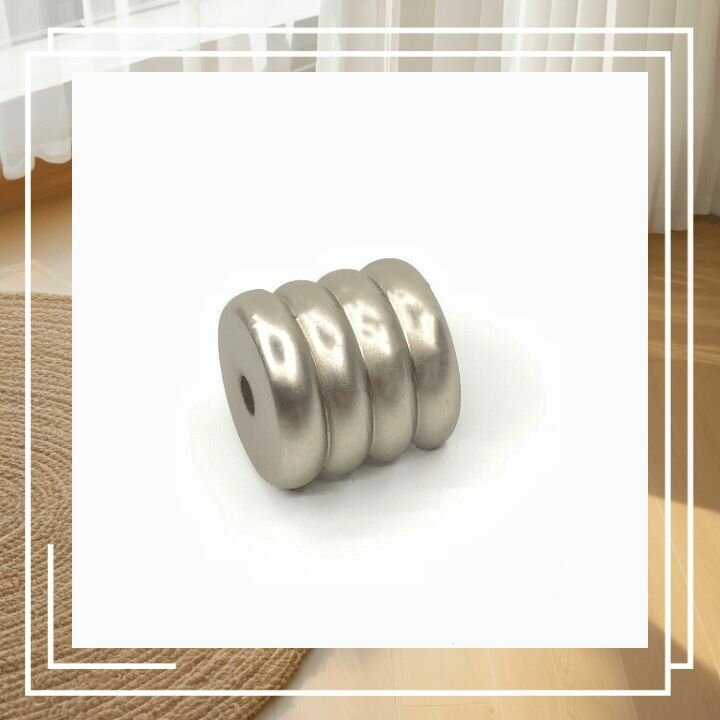 фото Открытый боковой кронштейн для металлического карниза D16