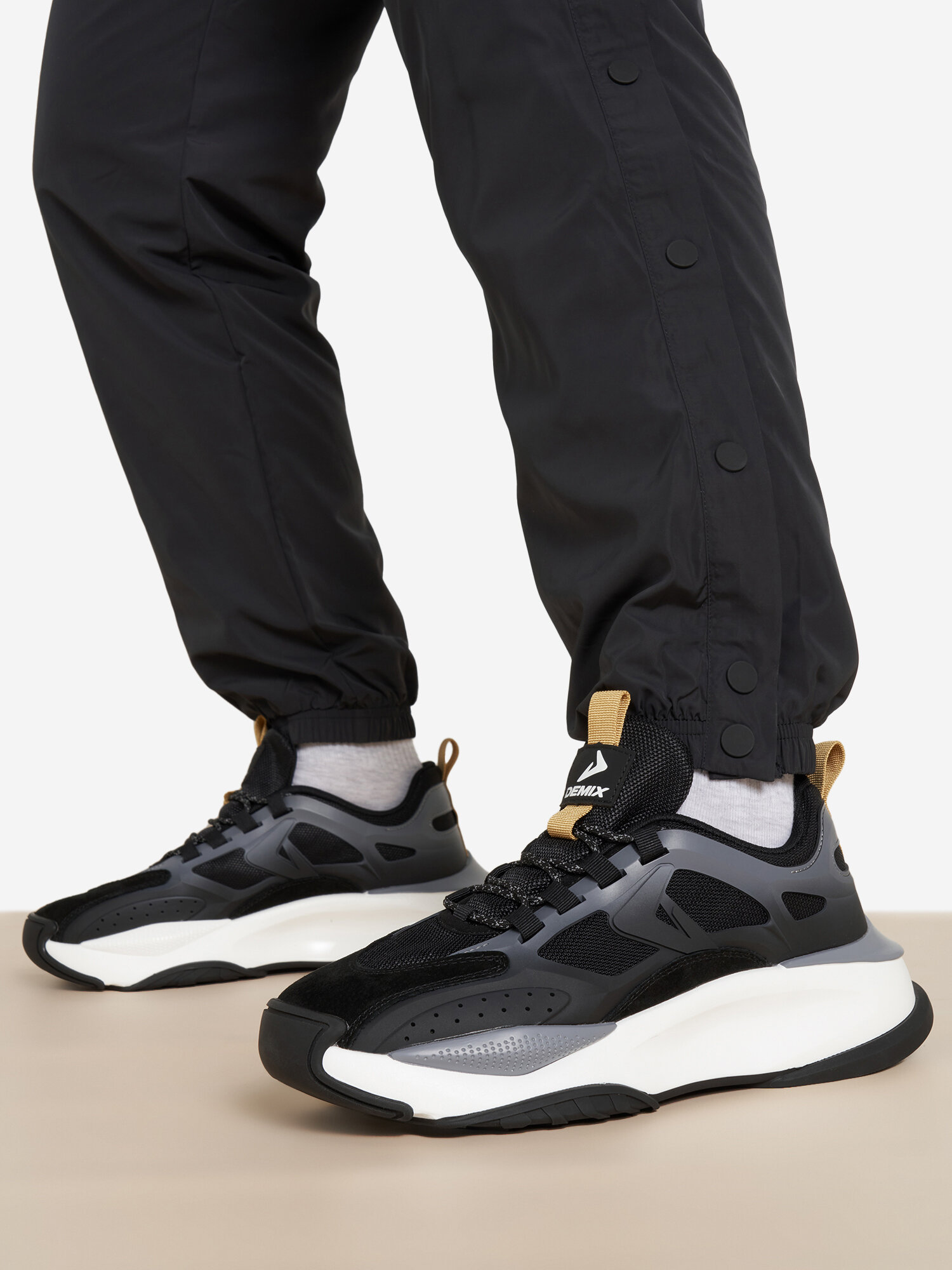 фото Кроссовки мужские Demix Skydiver Черный; RUS: 45, Ориг: 45