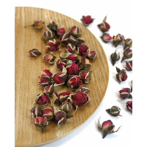 Сухие цветы для декора поделок Роза красная бутоны 50 гр 489₽