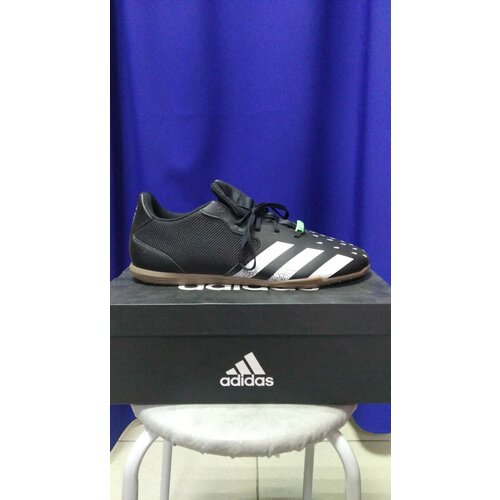 фото Adidas predator для мини-футбола размер 48 ( длина по стельке 30 см ) футбольные бампы футзалки черные