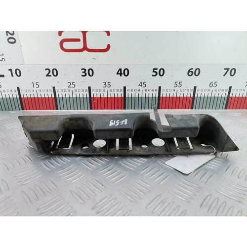 Кронштейн крепление переднего бампера правый Peugeot 407 741662 арт2015831 4607₽