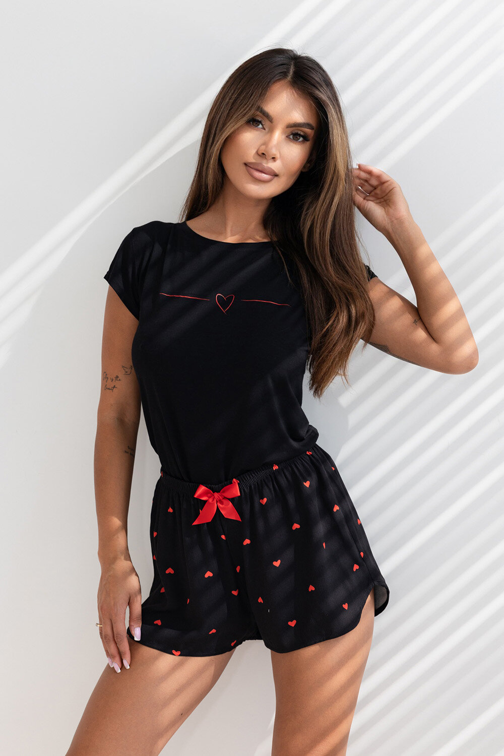 Пижама женская SENSIS Whipster, футболка и шорты, черный (Размер: S) - фотография № 8