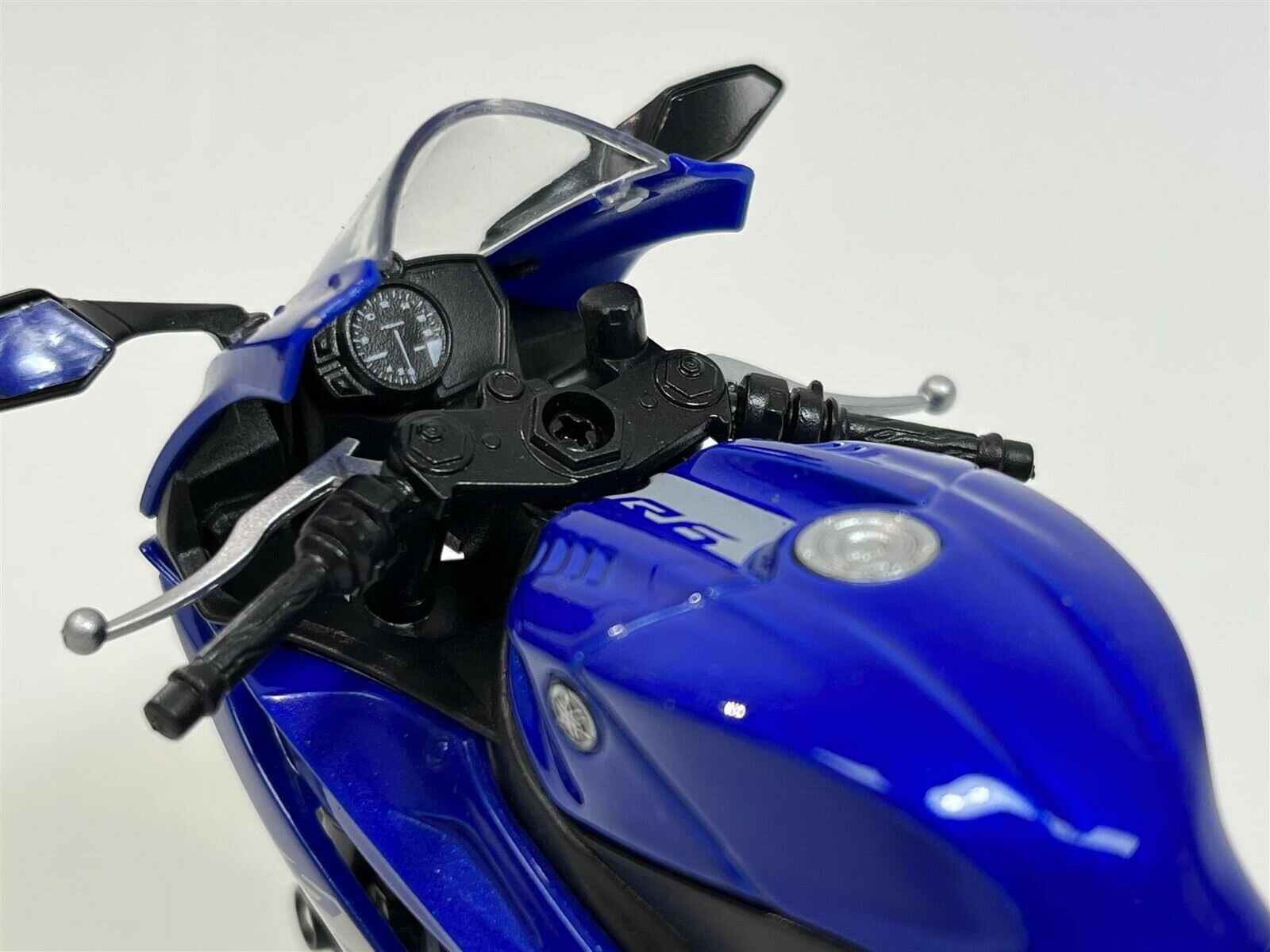 Мотоцикл Welly 1:12 Yamaha YZF-R6 синий - фото №6