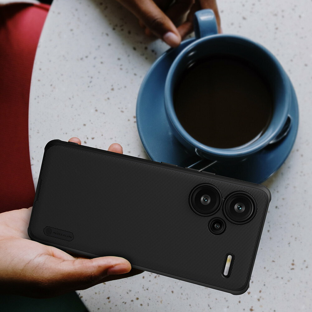 Усиленный противоударный чехол от Nillkin для Xiaomi Redmi Note 13 Pro+ Плюс, серия Super Frosted Shield Pro — фото 1
