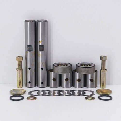 Шкворни TOYOTA DYNA до 1,5 тонн, длина 153, диаметр 25, KING PIN KIT