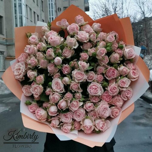 25 кустовых пионовидных роз Бомбастик. Букет 194 Kimbirly Flowers