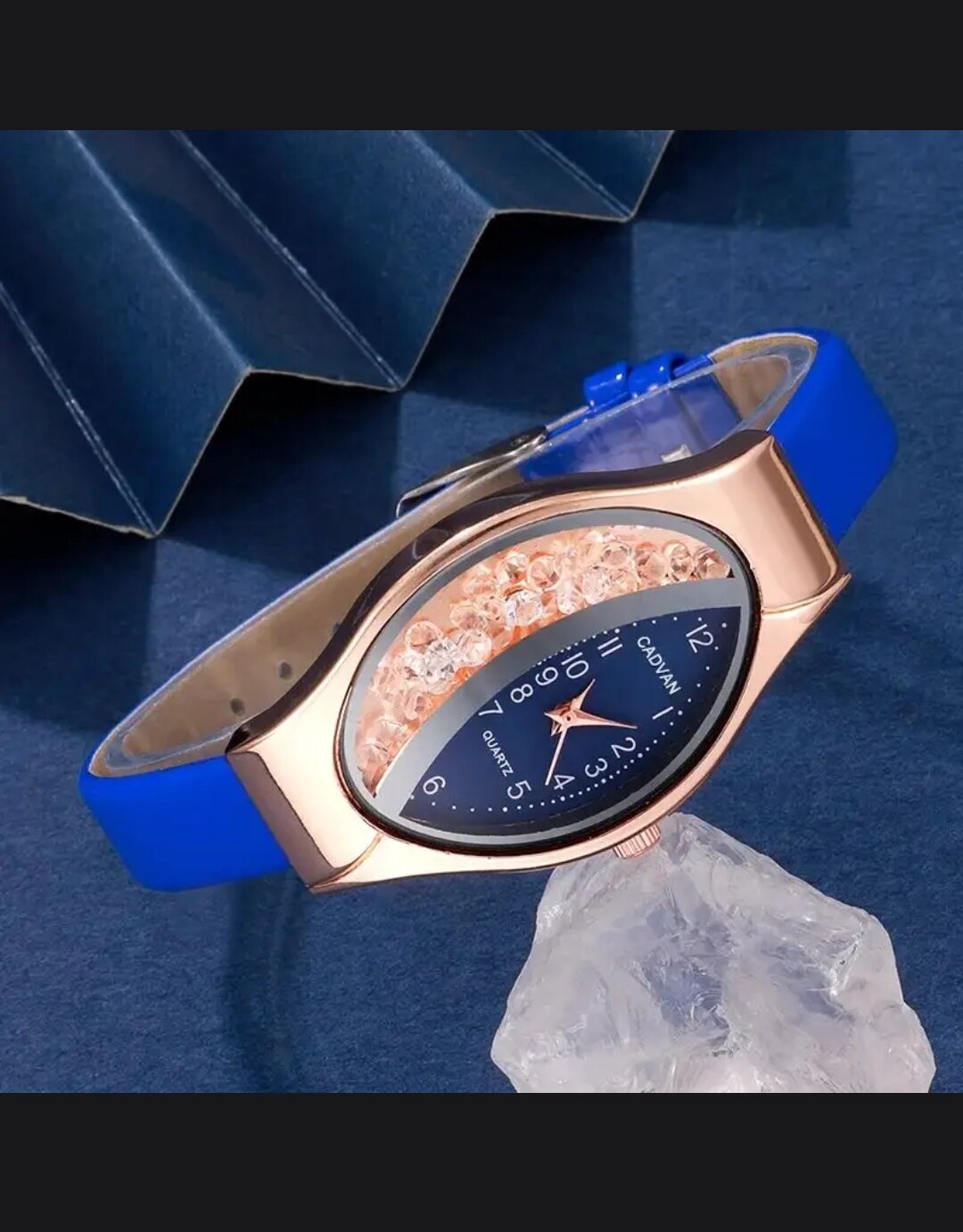 фото Часы кварцевые женские наручные