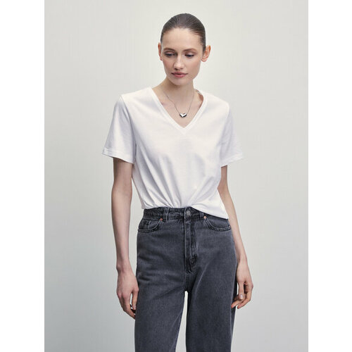 фото Футболка zarina, размер xl (ru 50)/170, белый