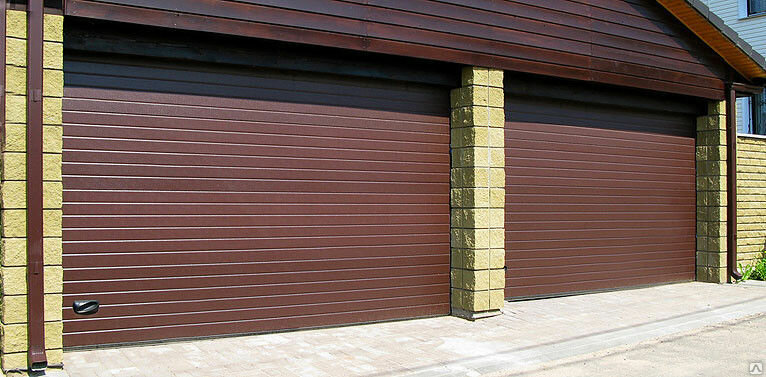 Подъемные секционные гаражные ворота Алютех 3000*2500 цвет коричневый