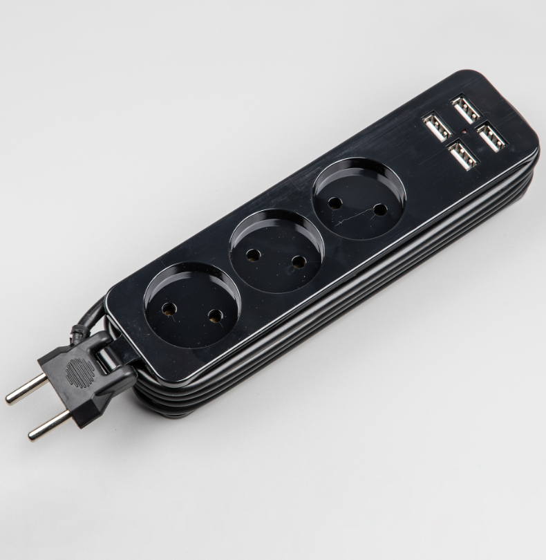 фото Удлинитель серии Travel. S-CT3-1.8U BLACK.1.8м. 3 гнездa. 10A. б-з. 4USB. 3.1A. Черный