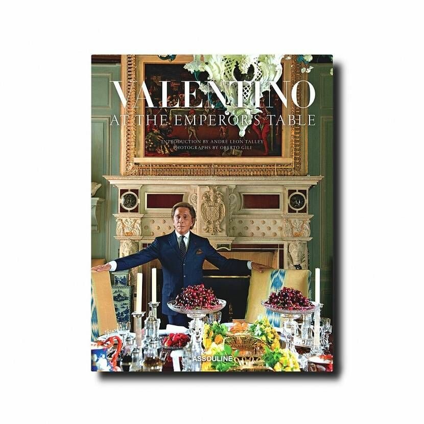 Valentino: At the Emperors Table Книга