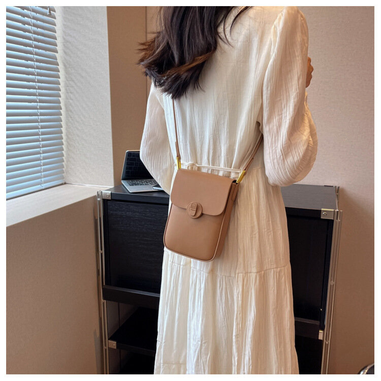 фото Женская сумка кросс-боди на плечо цвет белый