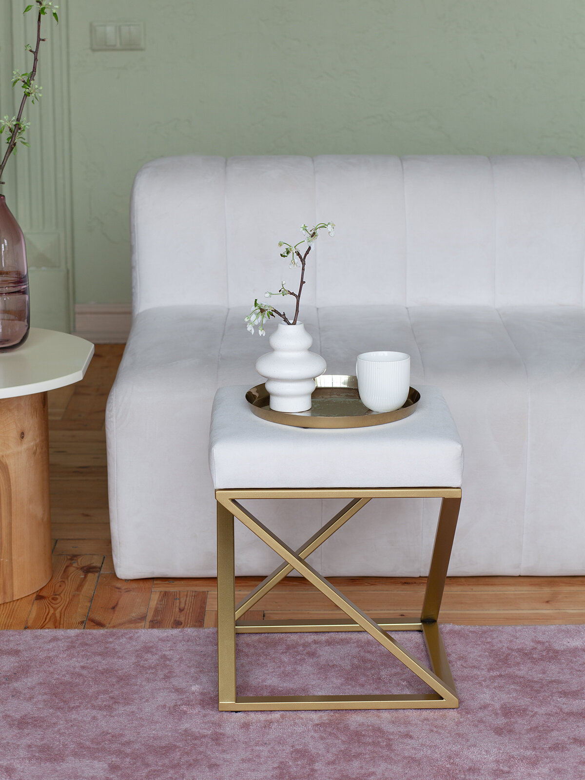 Пуф GreenWeen Chelsea Ivory, велюр, золотой, 40 см x 40 см х 45 см — фото 1