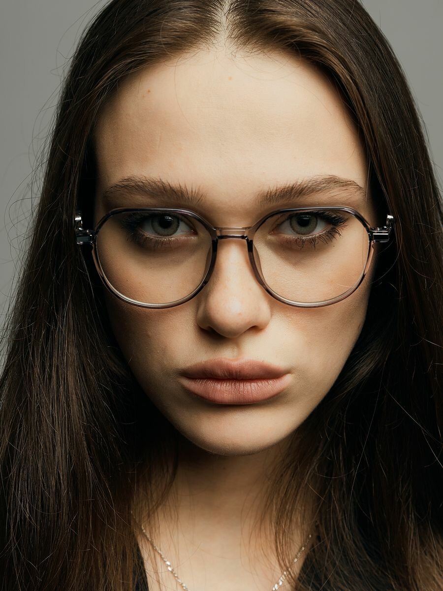 Очки имиджевые с прозрачными линзами