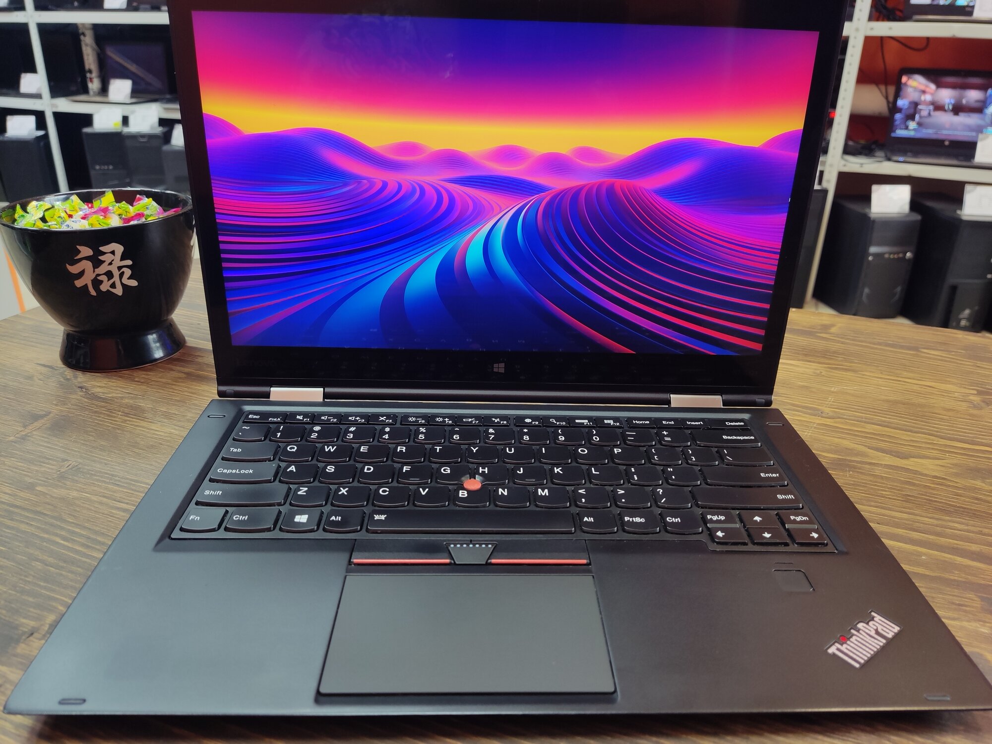 Lenovo ThinkPad X1 Yoga Gen 1 (QHD)