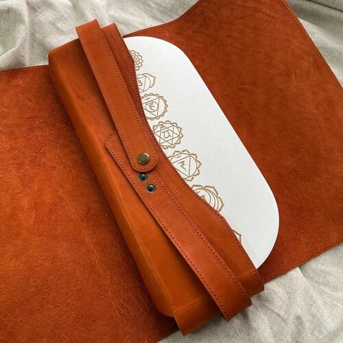 фото "кожаный чехол краст" для доски садху встань на гвозди