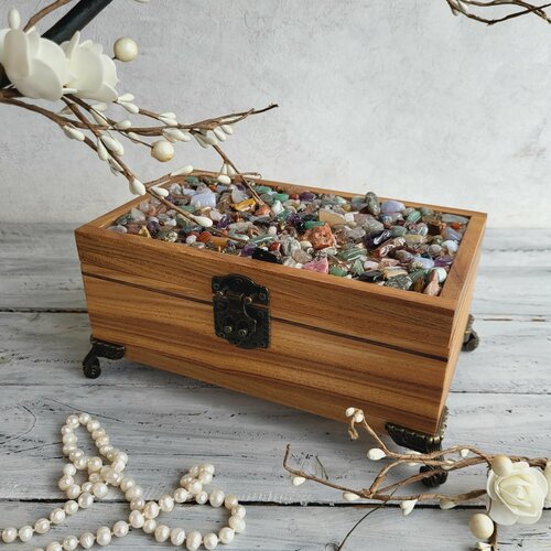 Деревянная шкатулка - ларец для украшений
