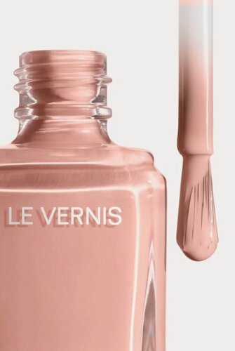 Изображение товара Лак для ногтей CHANEL Le Vernis 13 мл |Стойкий глянец | Иконичный нюд | Тон 113 Faussaire